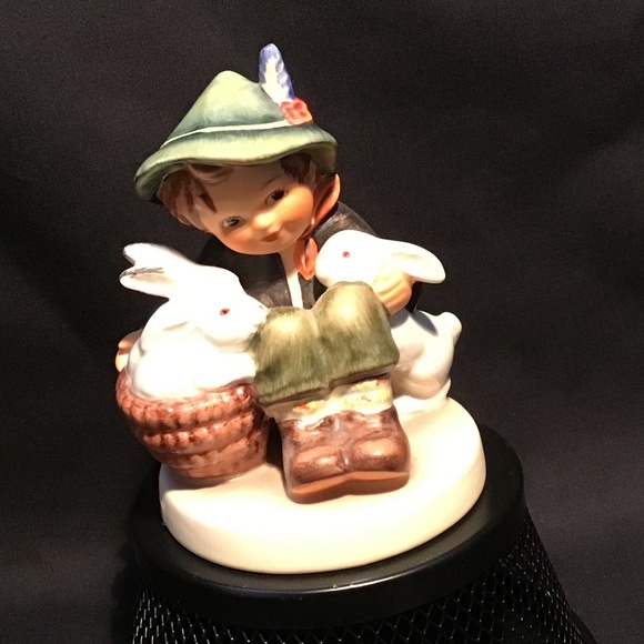 Vintage Goebel Hummel Figurines  “PLAYMATES & CHICK GIRL ‘ - Picture 5 of 7